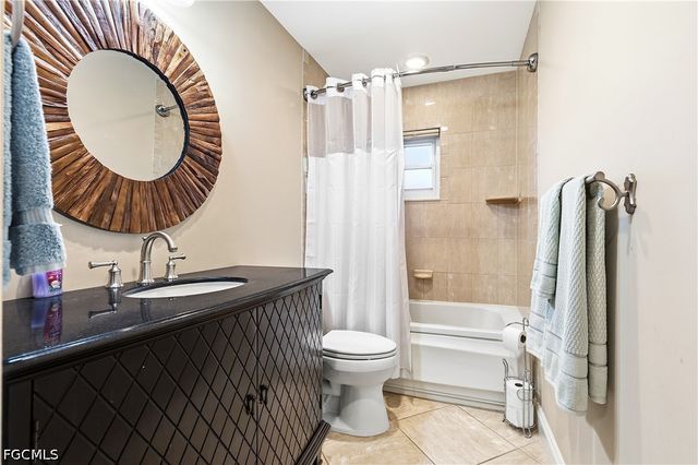 2018 SE 29th ST, Cape Coral, FL 33904