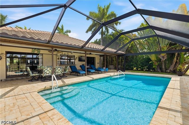 2018 SE 29th ST, Cape Coral, FL 33904