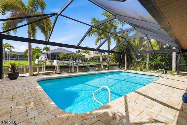 2018 SE 29th ST, Cape Coral, FL 33904