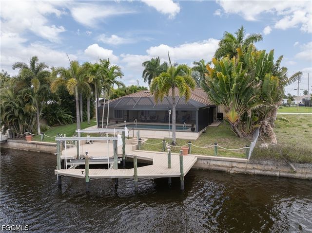 2018 SE 29th ST, Cape Coral, FL 33904