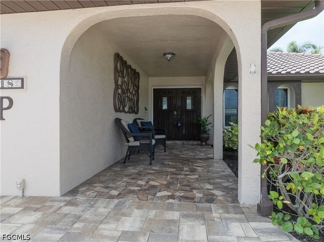 2018 SE 29th ST, Cape Coral, FL 33904
