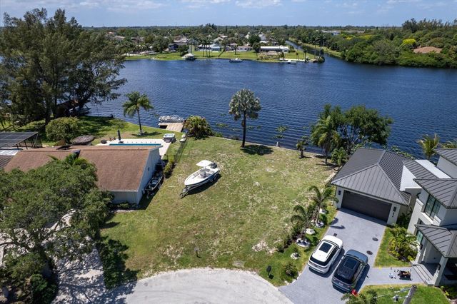 6535 Paul Mar Drive, Lake Worth, FL 33462