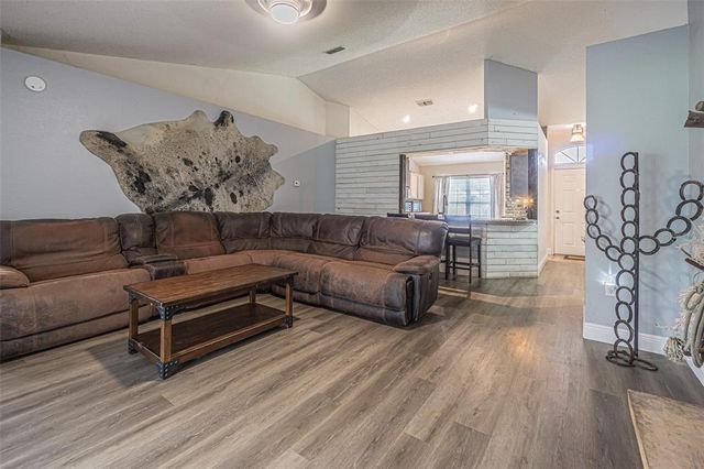 8501 SUNNYDALE LANE, Lakeland, FL 33809