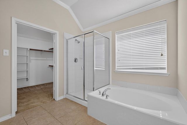 1024 Charleston Lane, Savannah, TX 76227