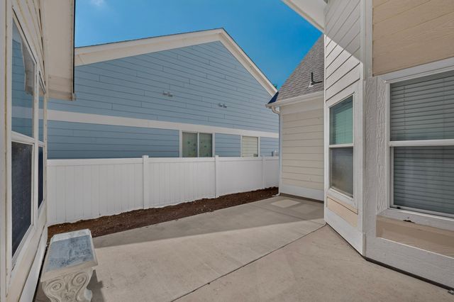 1024 Charleston Lane, Savannah, TX 76227