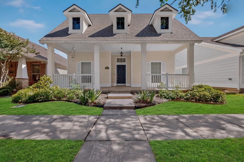 1024 Charleston Lane, Savannah, TX 76227