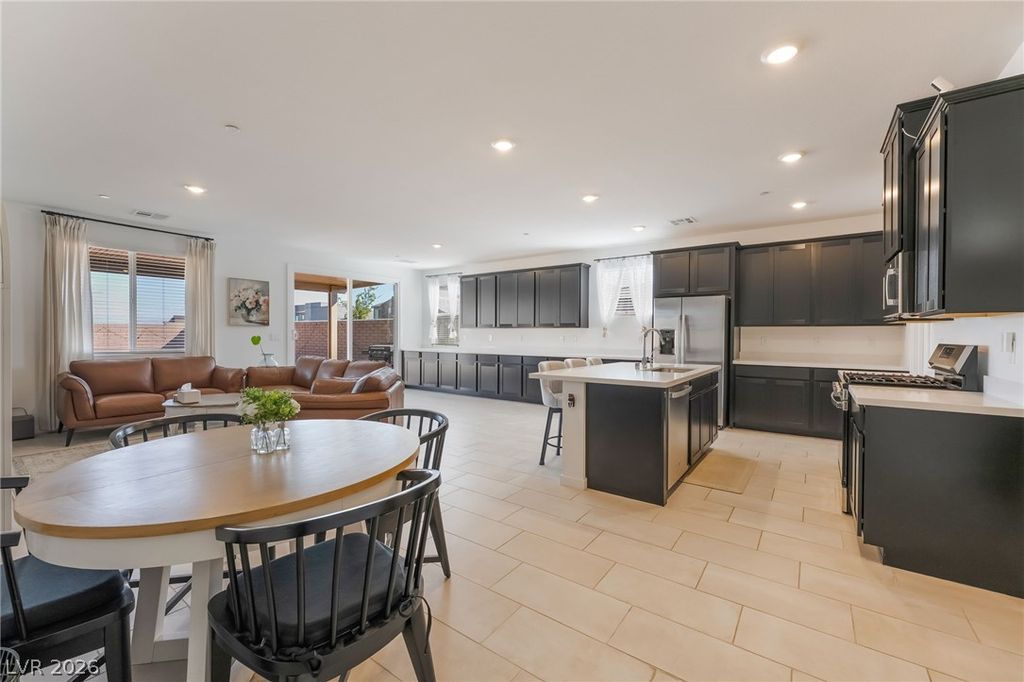 128 Lewis Village Lane, Henderson, NV 89011 — photo 4