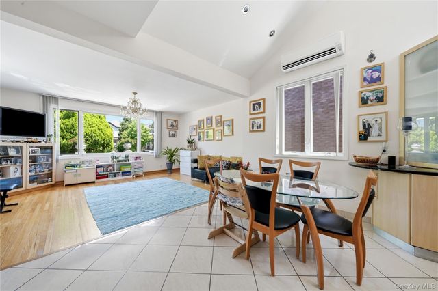 4082 Ocean Avenue, Brooklyn, NY 11235