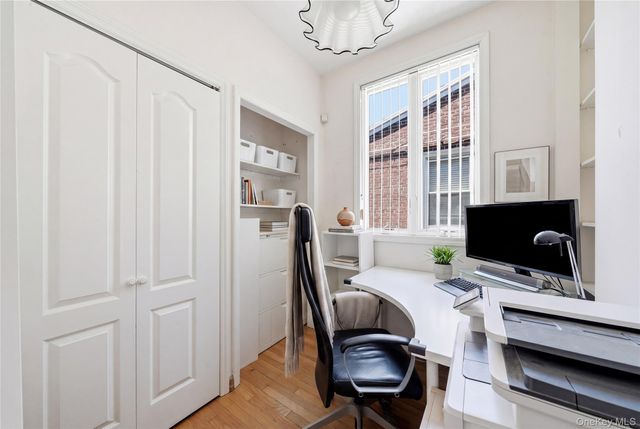 4082 Ocean Avenue, Brooklyn, NY 11235
