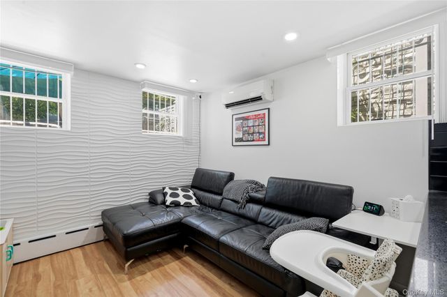 4082 Ocean Avenue, Brooklyn, NY 11235