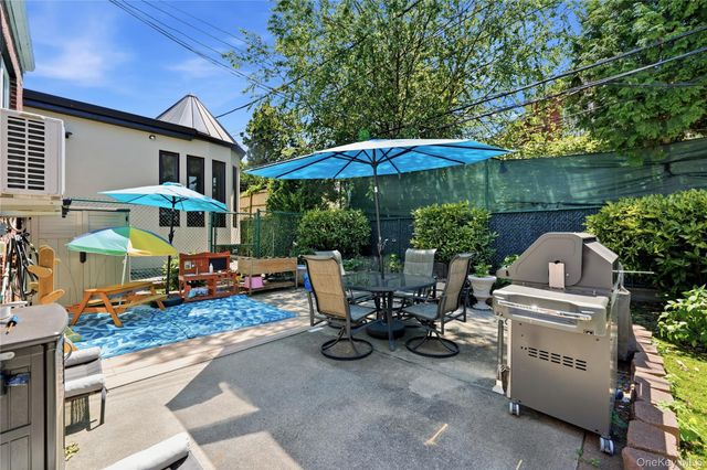 4082 Ocean Avenue, Brooklyn, NY 11235