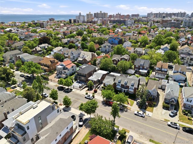 4082 Ocean Avenue, Brooklyn, NY 11235