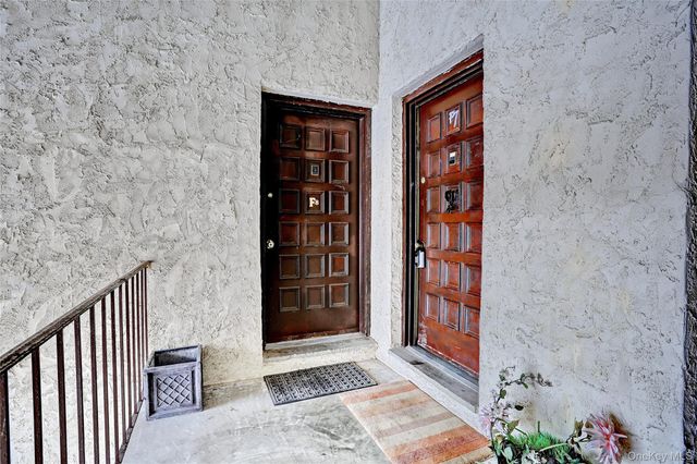 5 Secora Road F7, Spring Valley, NY 10977