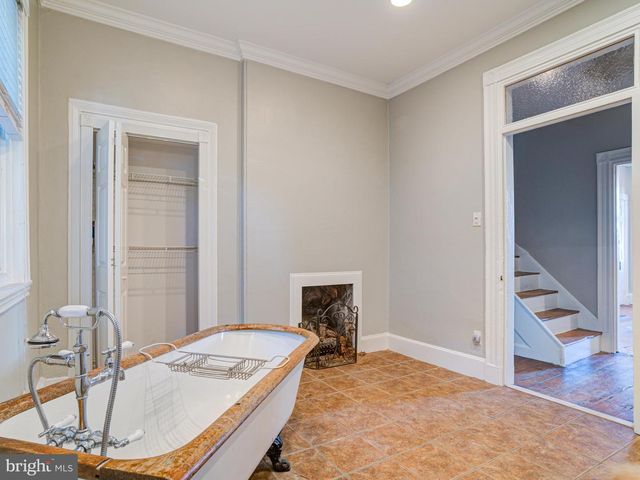 112 FAIRMOUNT AVE, Philadelphia, PA 19123