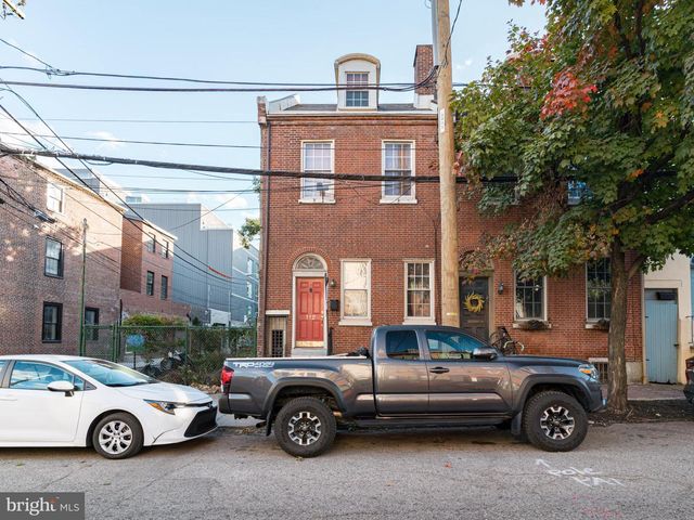 112 FAIRMOUNT AVE, Philadelphia, PA 19123