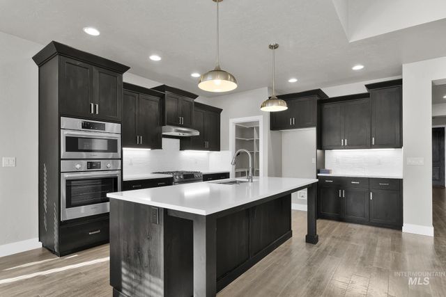 1001 E Andes Drive, Kuna, ID 83634