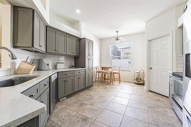 15735 CEDAR ELM TERRACE, Land O Lakes, FL 34638