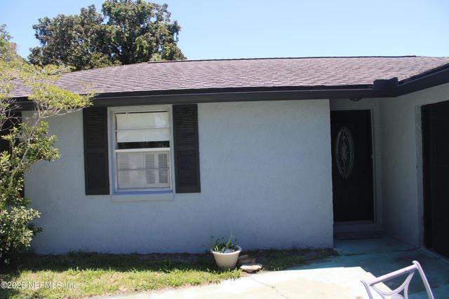 566 CLIPPER SHIP Lane, Atlantic Beach, FL 32233