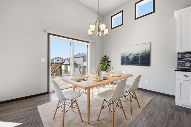 1125 29th Avenue W, West Fargo, ND 58078