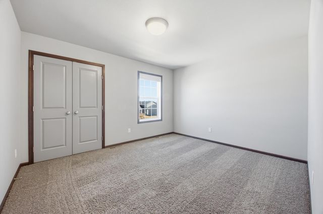 1125 29th Avenue W, West Fargo, ND 58078