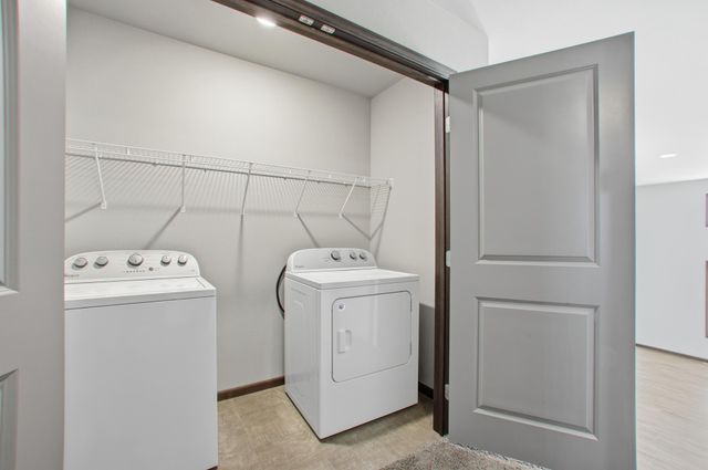 1125 29th Avenue W, West Fargo, ND 58078