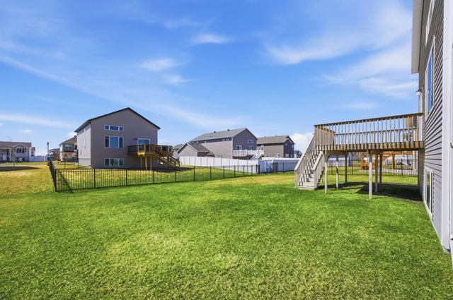 1125 29th Avenue W, West Fargo, ND 58078