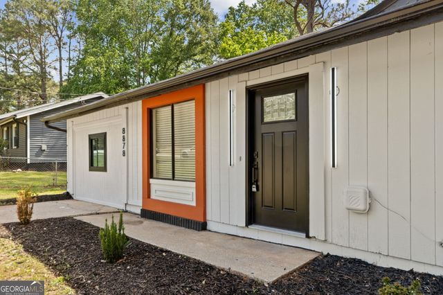 8878 Burnham Way, Jonesboro, GA 30238