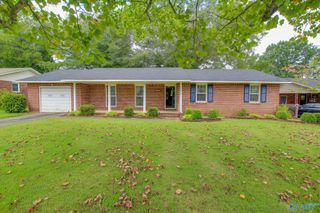 1509 Puckett Avenue, Decatur, AL 35601