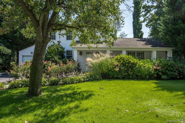 29 Argyle, Albertson, NY 11507