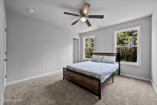 175 Buckhorn Avenue, Holly Ridge, NC 28445