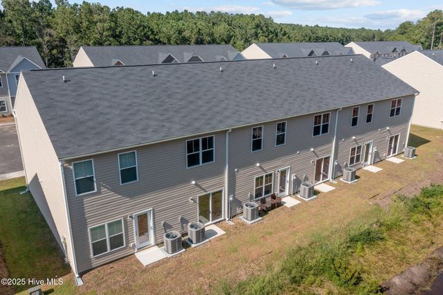 175 Buckhorn Avenue, Holly Ridge, NC 28445