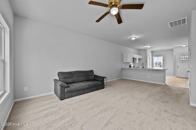 175 Buckhorn Avenue, Holly Ridge, NC 28445