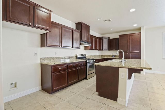 511 Scooter Way, Stockton, CA 95209