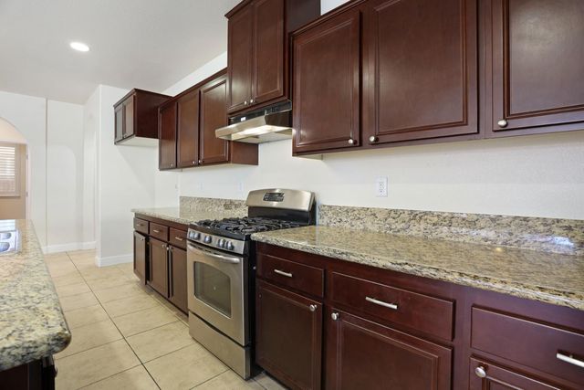 511 Scooter Way, Stockton, CA 95209