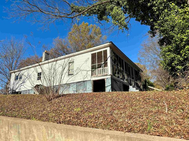 710 S Logan Street, Gaffney, SC 29341