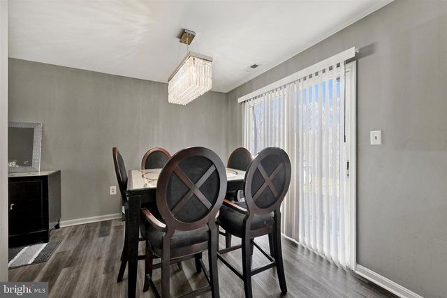 6681 SPRING MILL CIR, Baltimore, MD 21207