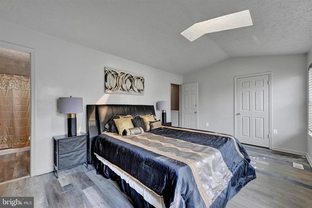 6681 SPRING MILL CIR, Baltimore, MD 21207