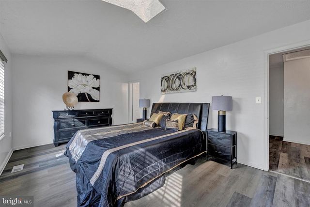 6681 SPRING MILL CIR, Baltimore, MD 21207