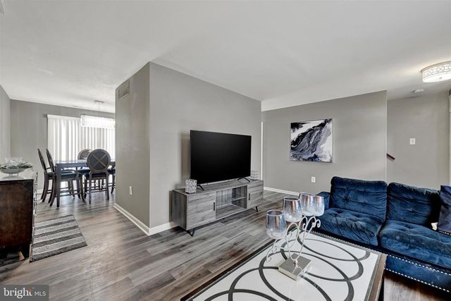 6681 SPRING MILL CIR, Baltimore, MD 21207
