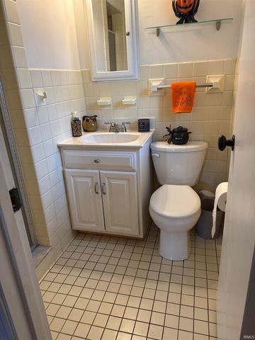 620 E Blue Ridge Drive, Evansville, IN 47714