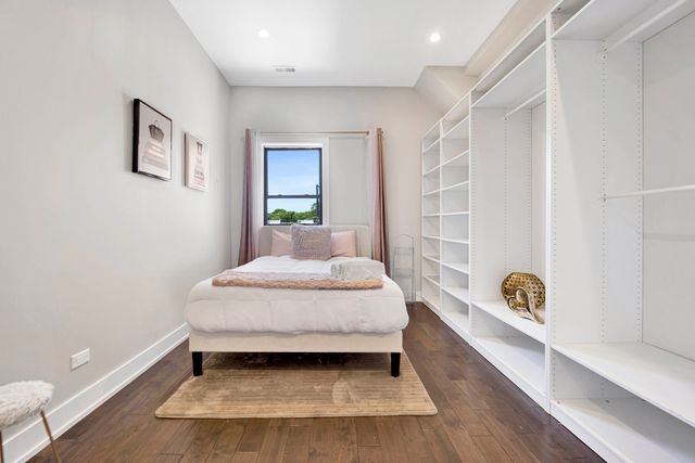 3330 S Indiana Avenue 2S, Chicago, IL 60616