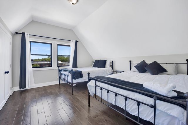 3330 S Indiana Avenue 2S, Chicago, IL 60616