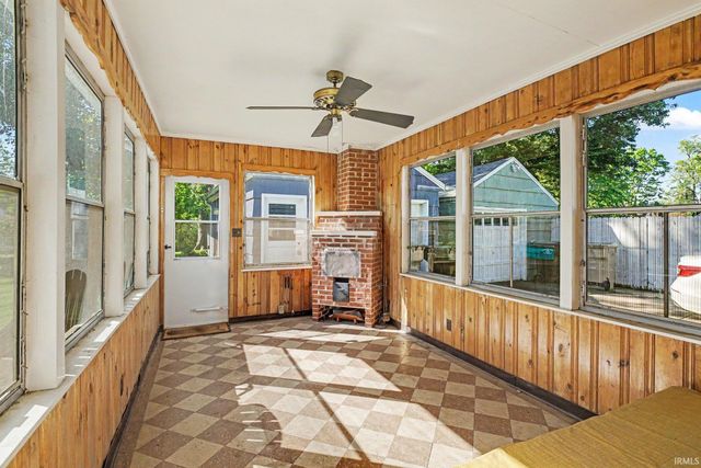 1616 Churchill Drive, South Bend, IN 46617