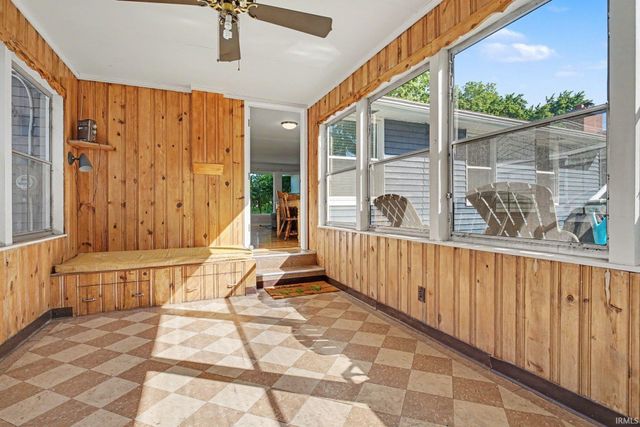 1616 Churchill Drive, South Bend, IN 46617