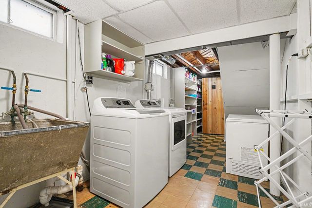 1616 Churchill Drive, South Bend, IN 46617