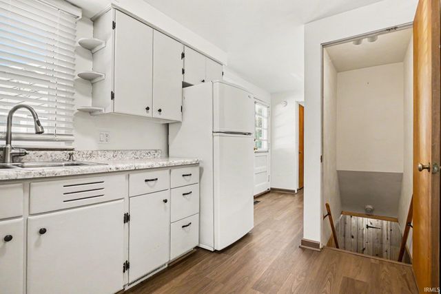 1616 Churchill Drive, South Bend, IN 46617