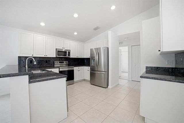 7639 Tarpon Cove Circle, Lake Worth, FL 33467