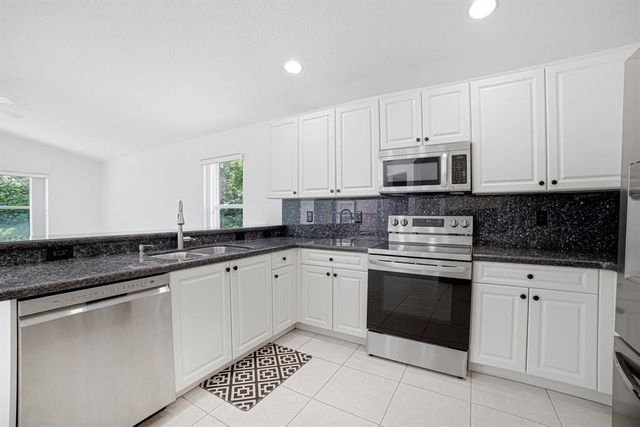 7639 Tarpon Cove Circle, Lake Worth, FL 33467