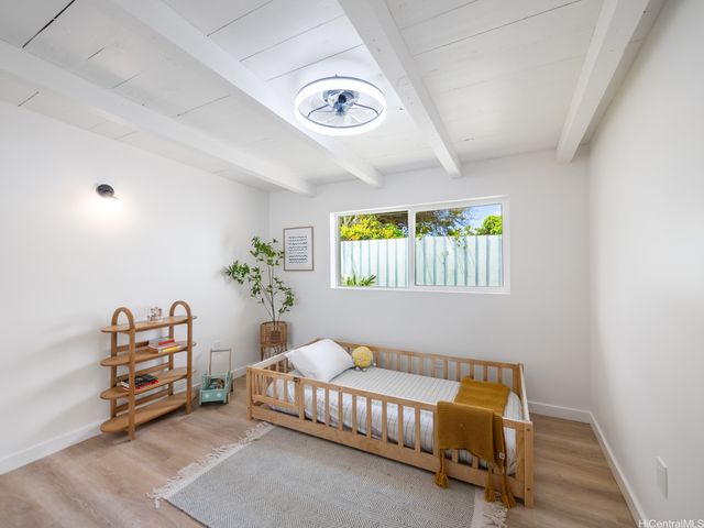 7247 Nohili Street, Honolulu, HI 96825