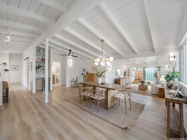 7247 Nohili Street, Honolulu, HI 96825